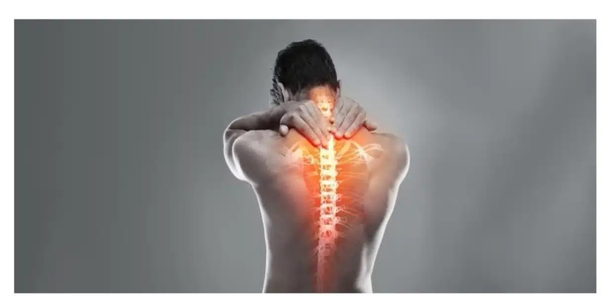 sesedanje hrbtenice simptomi